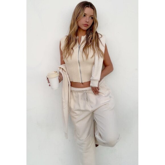 Alo Denim Knit Sleeveless Full Zip Top Oat Milk Beige Cream Sweater Knit Zipper - Picture 9 of 15